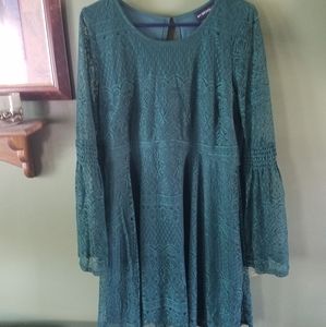 NWOT Green lace dress